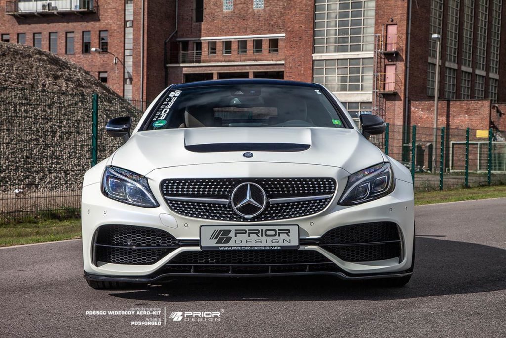 Priorデザインがメルセデスベンツamg C63クーペ をアグレッシブにカスタム Creative Trend