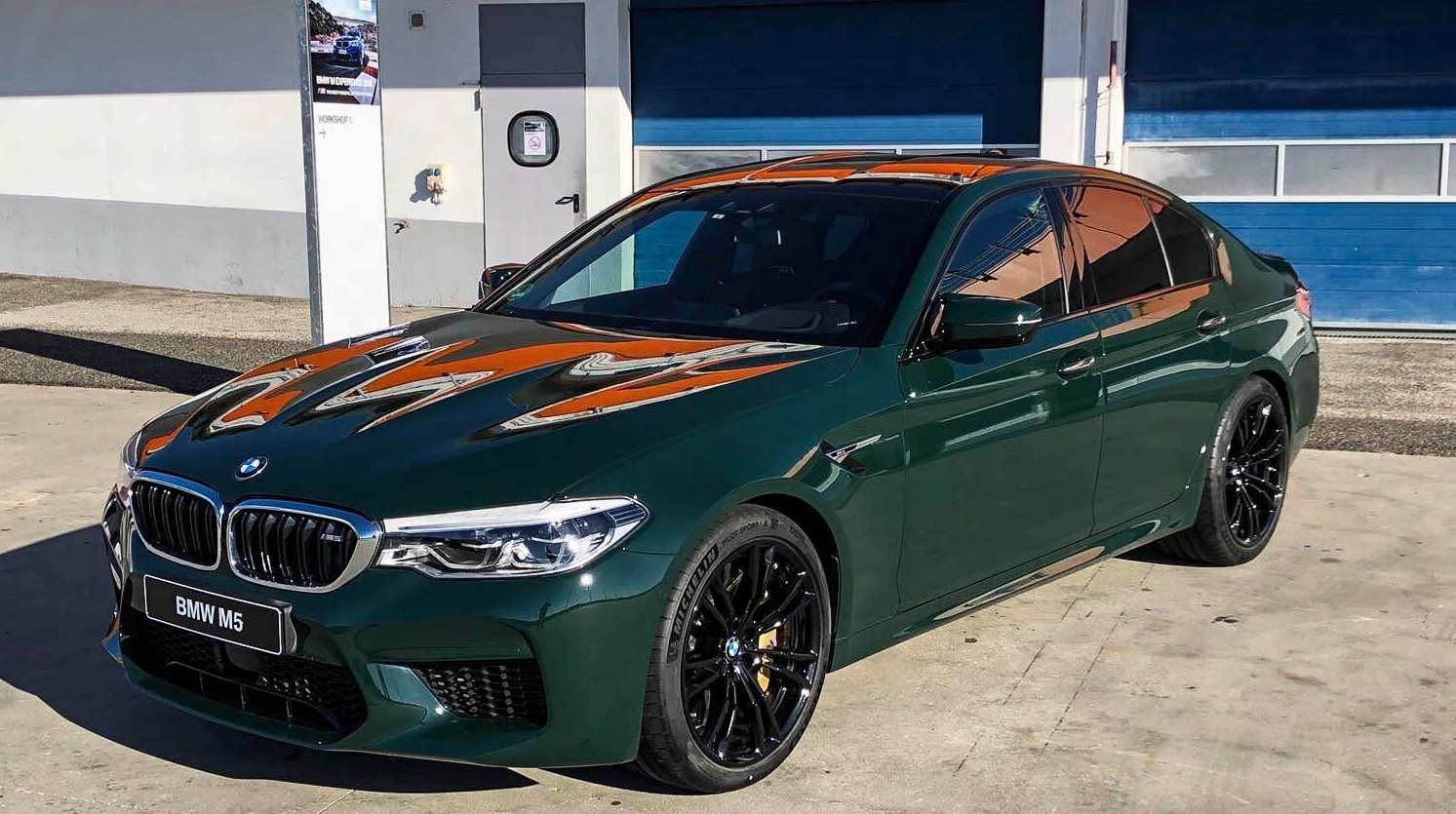 BMW m5 f90 Boston Green