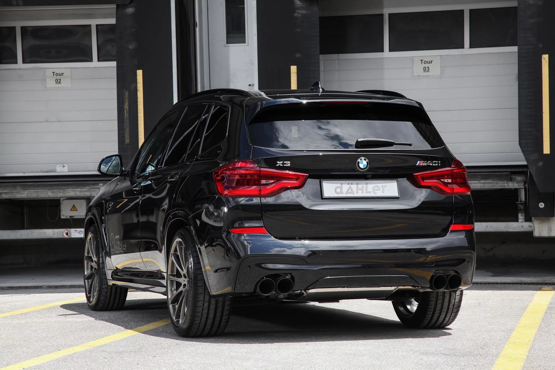 Тюнинг бмв х3. BMW x3 m40i. BMW x3 g01 Tuning. BMW x3 g01 черный. BMW x3 g01 m Performance.