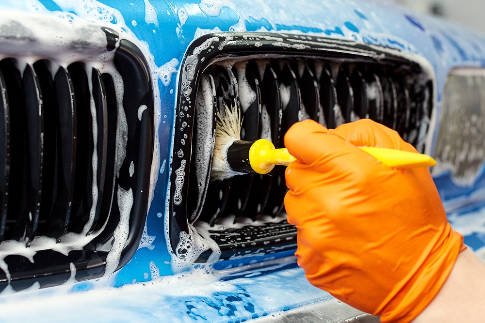 professional car detailing equipment