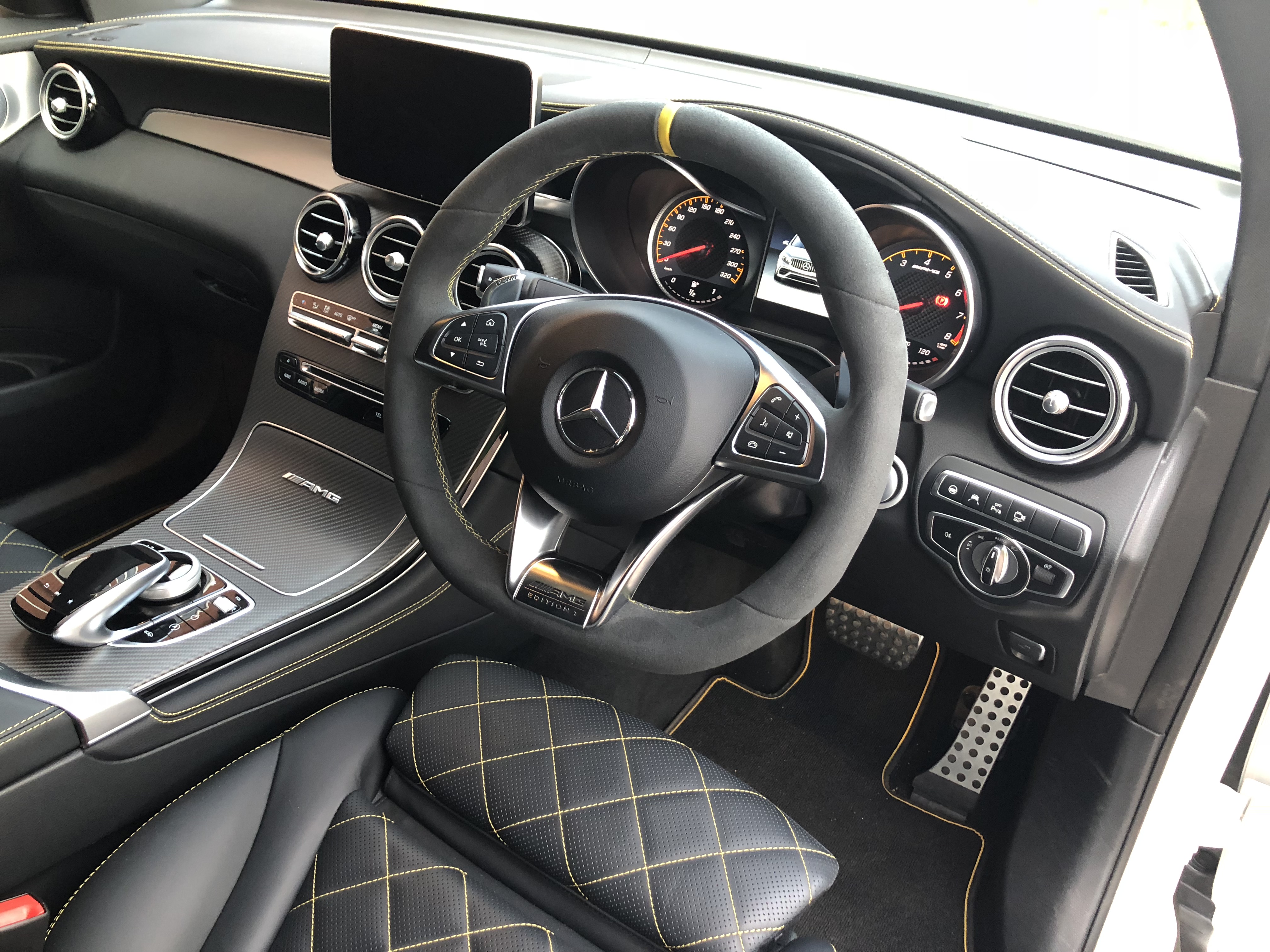 mercedes-amg-glc-63-s-coupe-interior