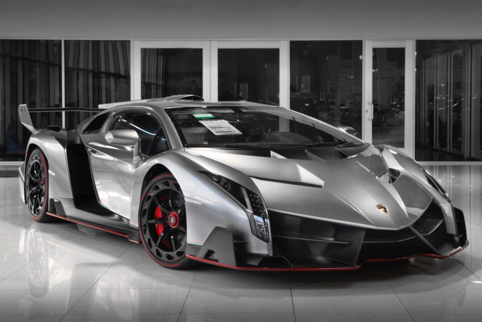 This Lamborghini Veneno Is Selling For A Whopping R136 Million