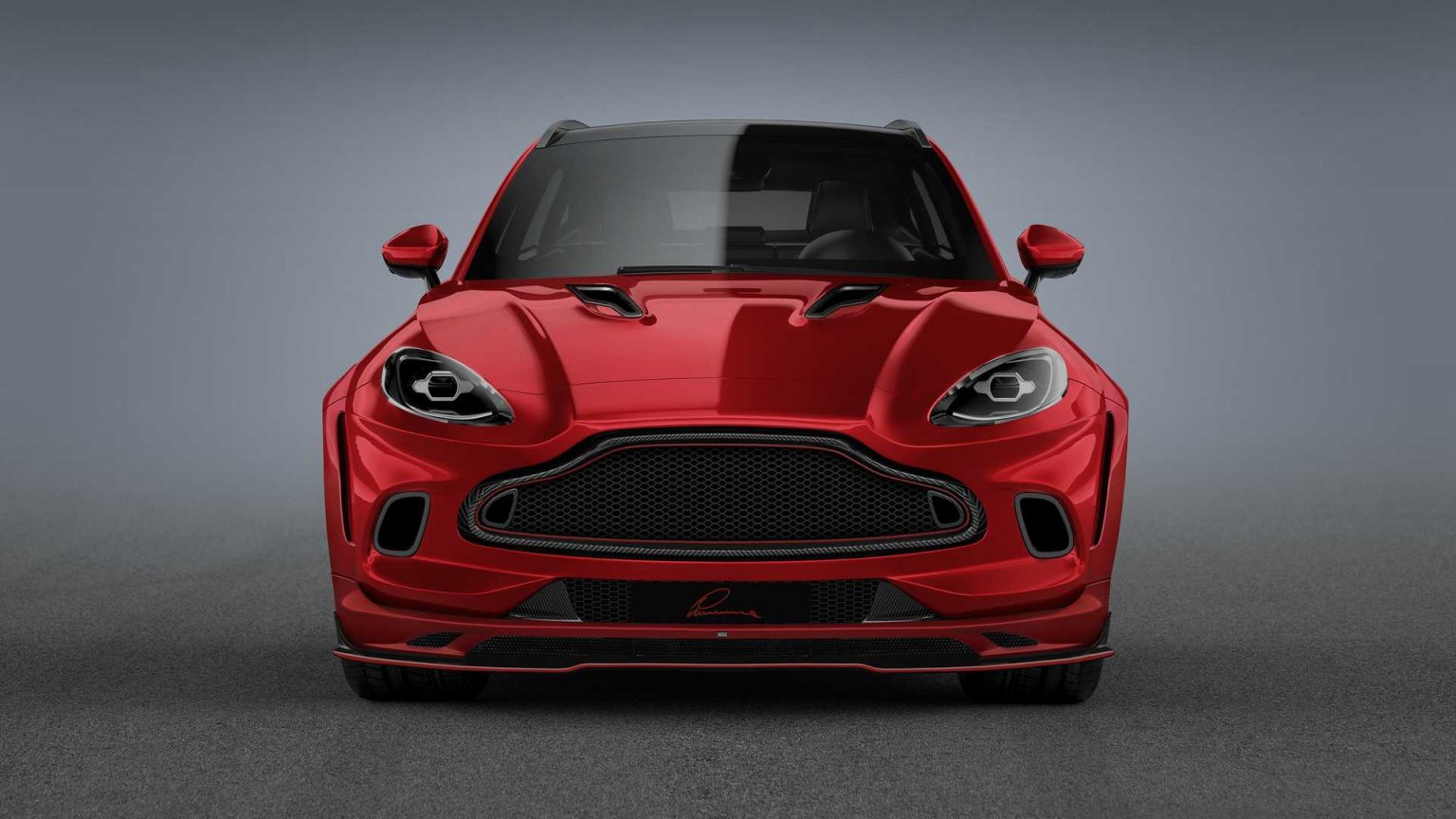 Lumma Design Amps Up Aston Martin DBX Presence