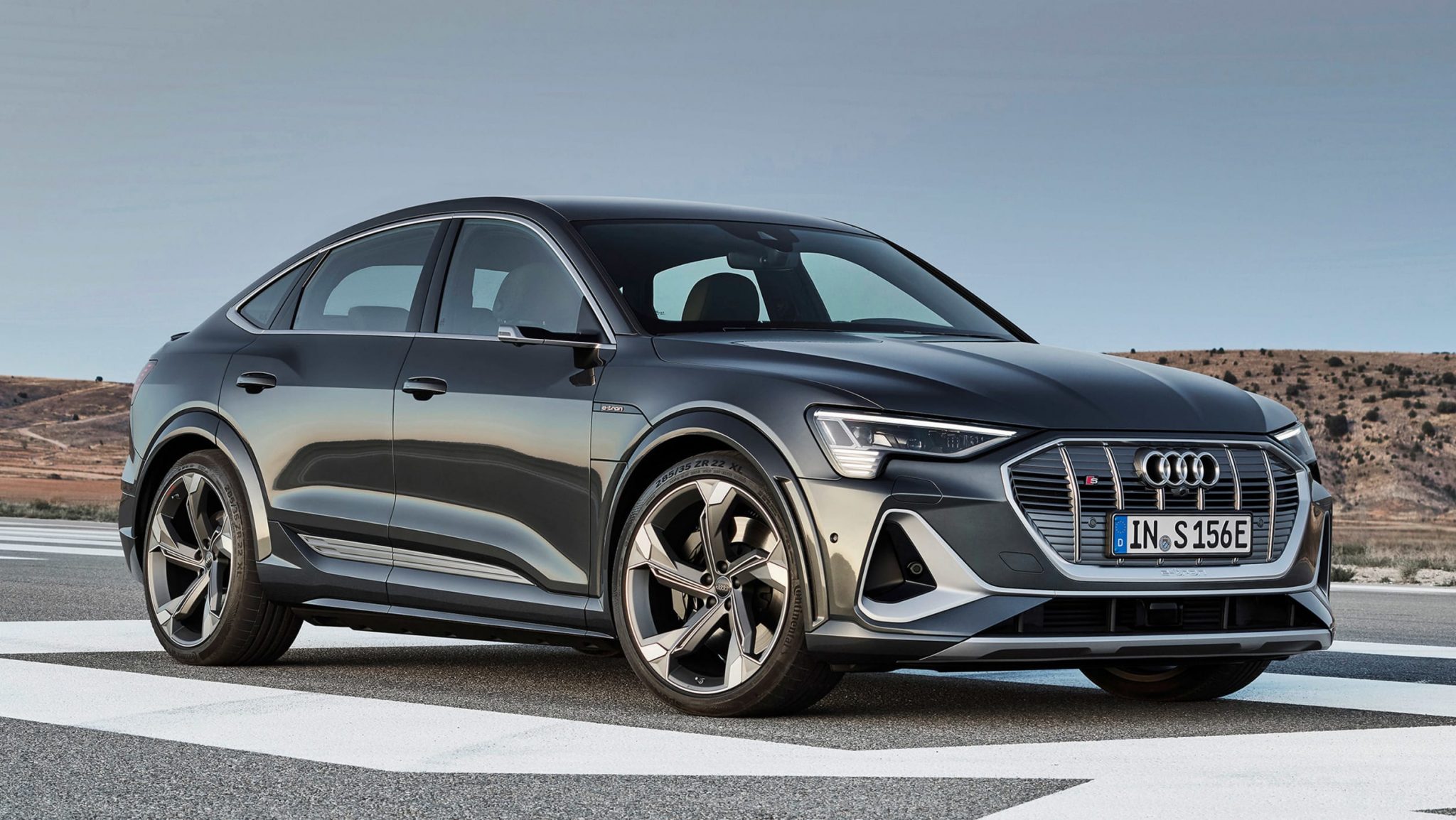 New Audi etron S and etron Sportback S Revealed With 496 HP (370 kW)