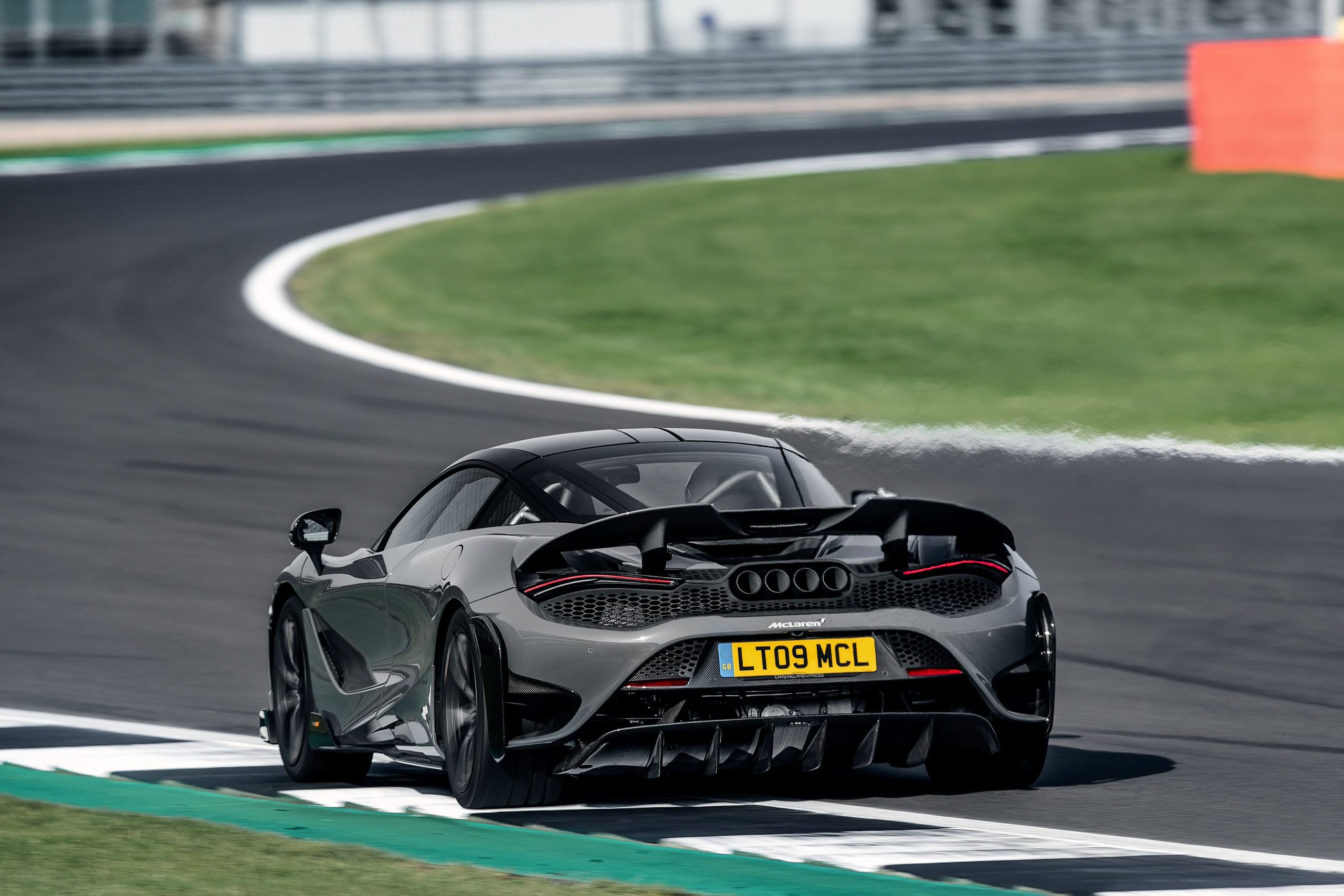 8 McLaren 765LT Coupé Units Headed for South Africa