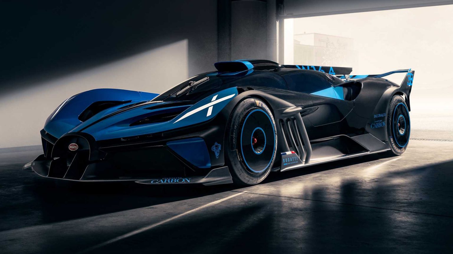 Bugatti Shows Off Bolide Concept Capable Of 500 km/h and 5:23 ...