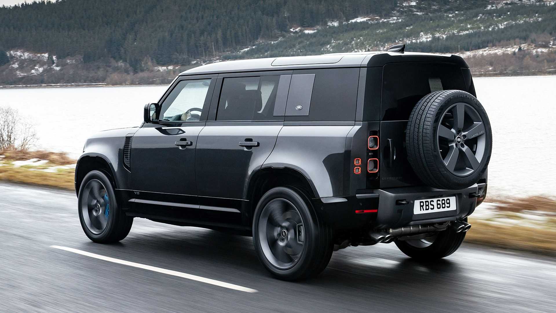 2022 Land Rover Defender V8 Debuts With 518 HP (386 kW)