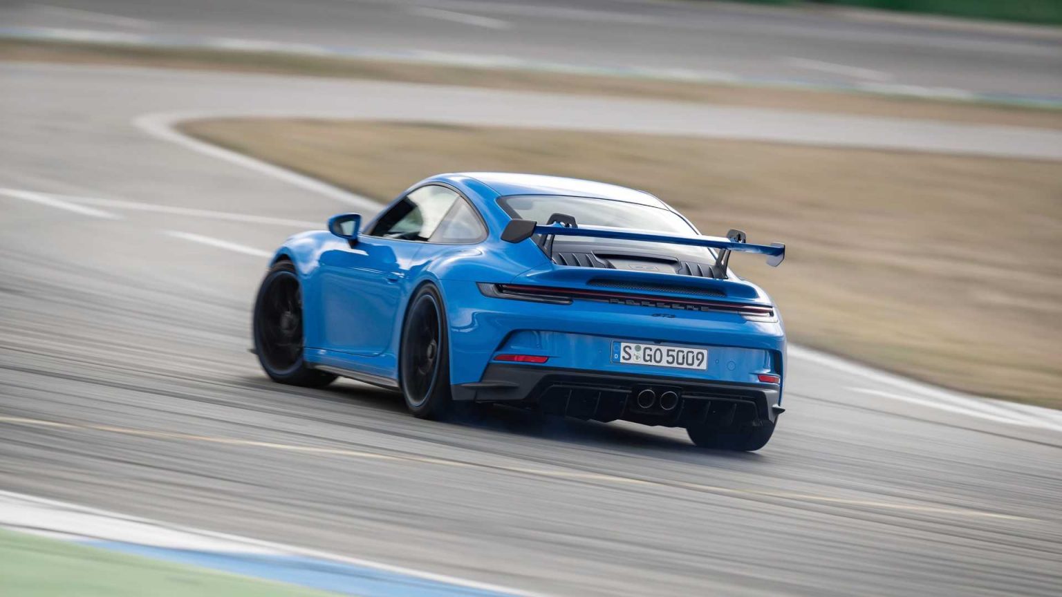 New Porsche 911 GT3 Was Tested For 5,000 km at 300 km/h