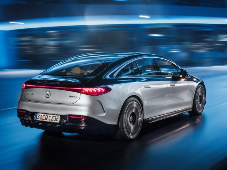 Mercedes Will Charge You Over R8k Per Year For RearWheel Steering In