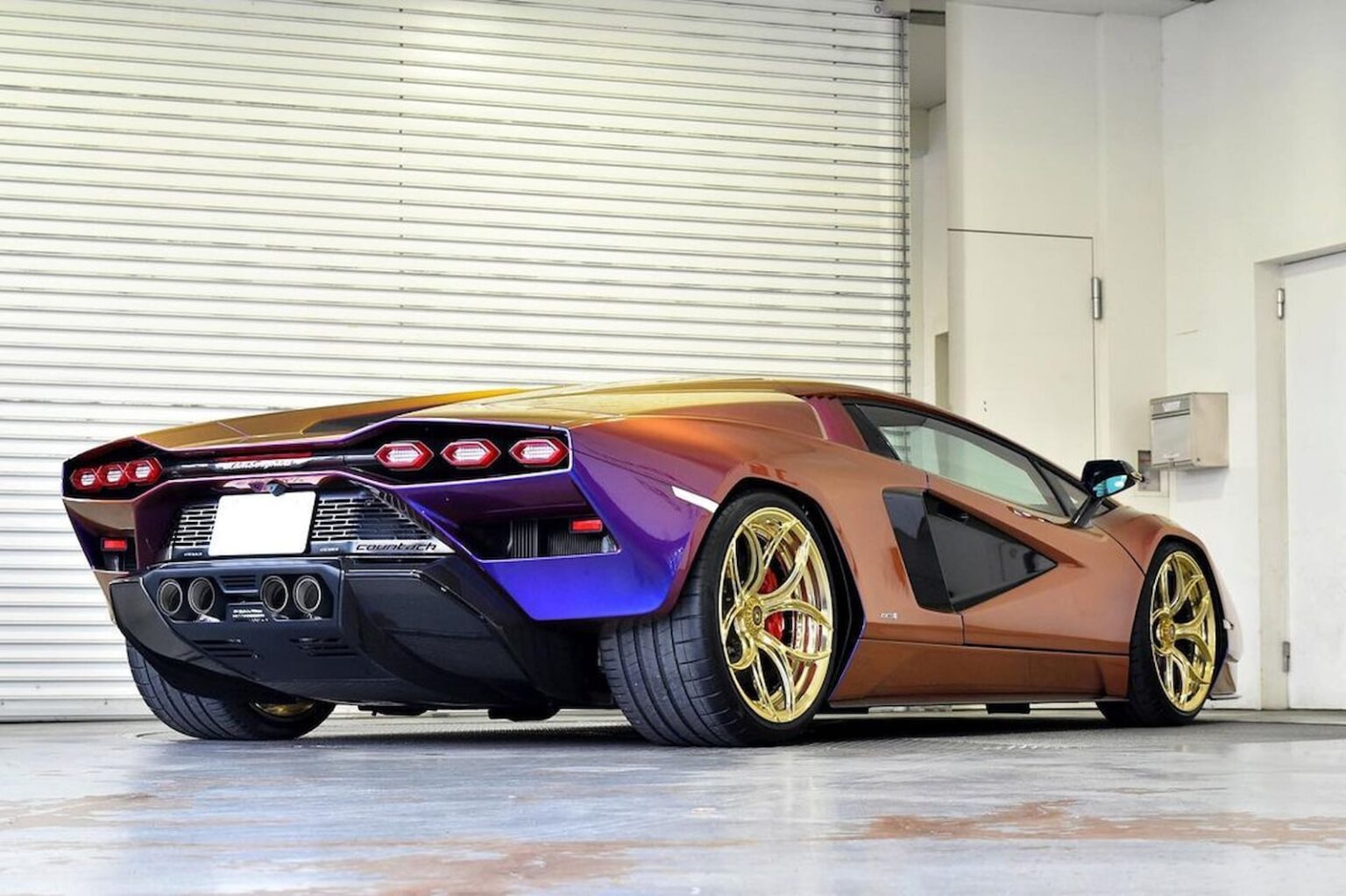 New Lamborghini Countach Gets Lowering Kit and Aftermarket Wheels